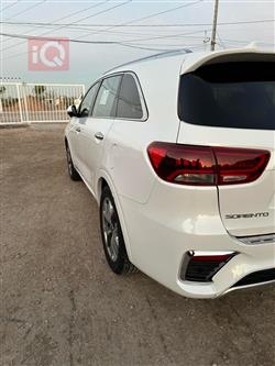 كيا سورينتو